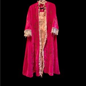 Magnolia Pearl Cotton Velvet Embroidered O’Leary Coat Duster Roza